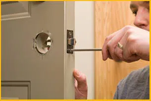 Houston Advantage Locksmith Houston, TX 281-502-1493 - 10-lock-change-commercial
